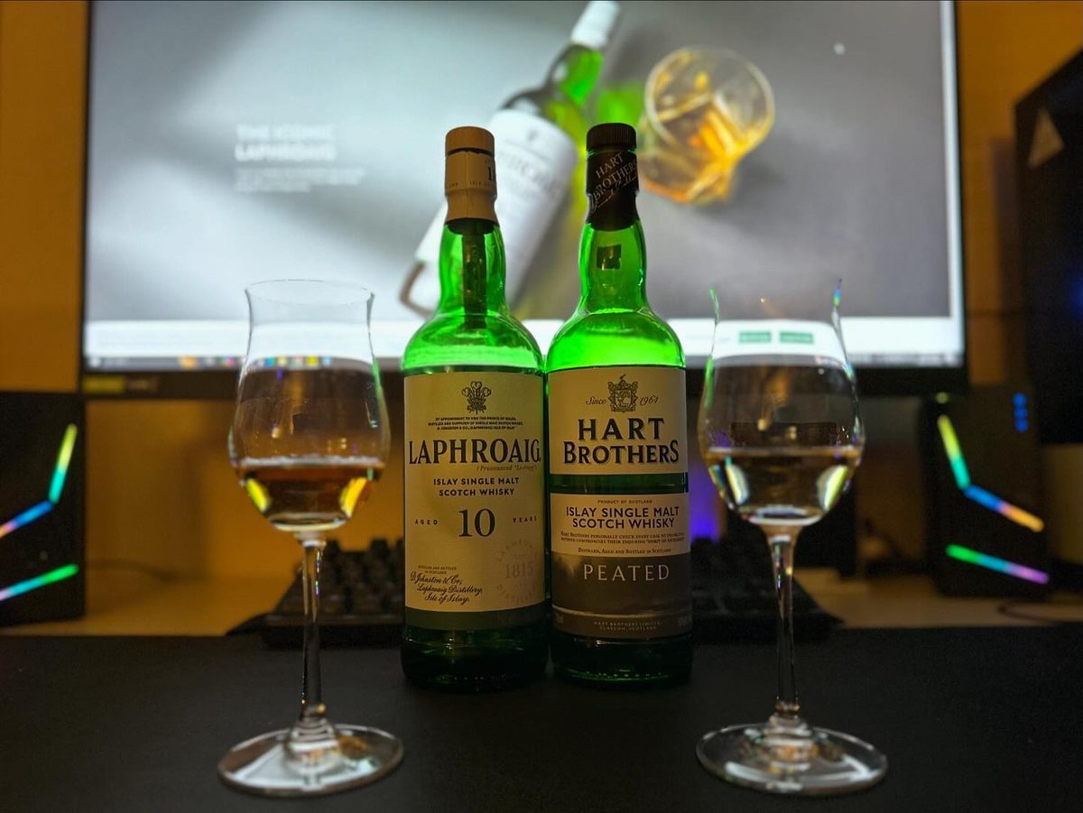 Love or Hate — Laphroaig 10 vs Hart Brothers Peated